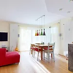 Strandnahe Mit 2 Schlafzimmern Und Terrasse, Am Kurpark, Apartmán