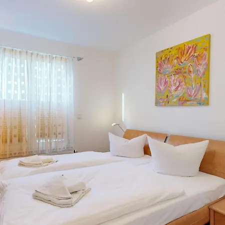 Am Kurpark * بينز