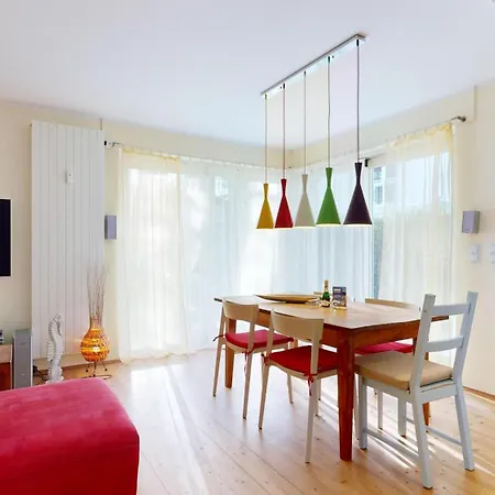 Strandnahe Mit 2 Schlafzimmern Und Terrasse, Am Kurpark, *