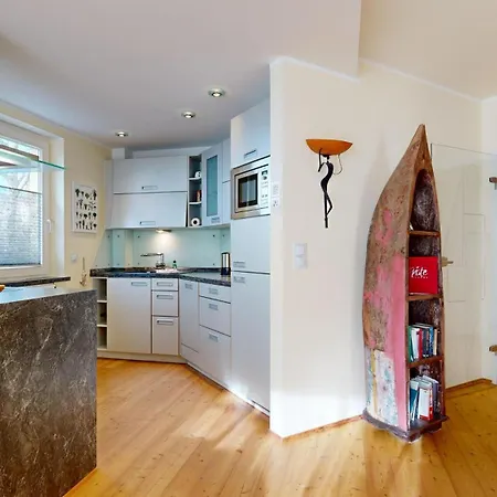 Appartement Strandnahe Mit 2 Schlafzimmern Und Terrasse, Am Kurpark,