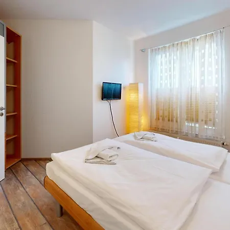 Strandnahe Mit 2 Schlafzimmern Und Terrasse, Am Kurpark,