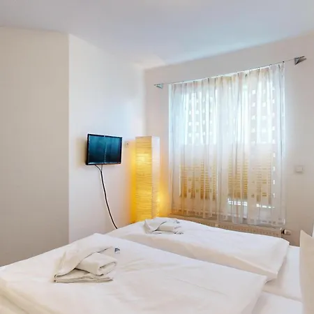 Apartamento Strandnahe Mit 2 Schlafzimmern Und Terrasse, Am Kurpark,