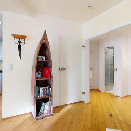 Strandnahe Mit 2 Schlafzimmern Und Terrasse, Am Kurpark, Binz